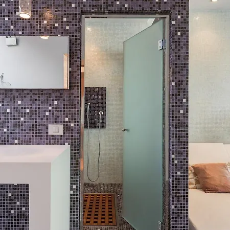 With Sea Views, Pool, Spa, Gym, Cinema & Proaudio - Homeforguest * Santa Cruz de Tenerife