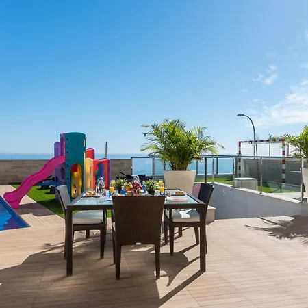 Villa With Sea Views, Pool, Spa, Gym, Cinema & Proaudio - Homeforguest *