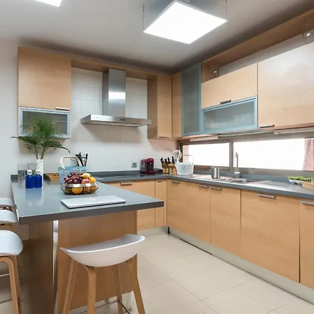 With Sea Views, Pool, Spa, Gym, Cinema & Proaudio - Homeforguest * Santa Cruz de Tenerife