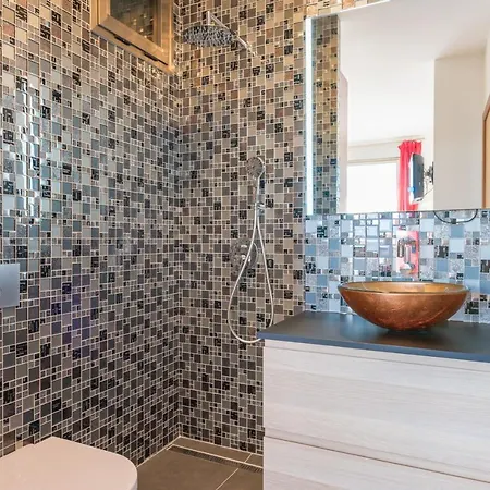 With Sea Views, Pool, Spa, Gym, Cinema & Proaudio - Homeforguest * Santa-Cruz de Ténérife