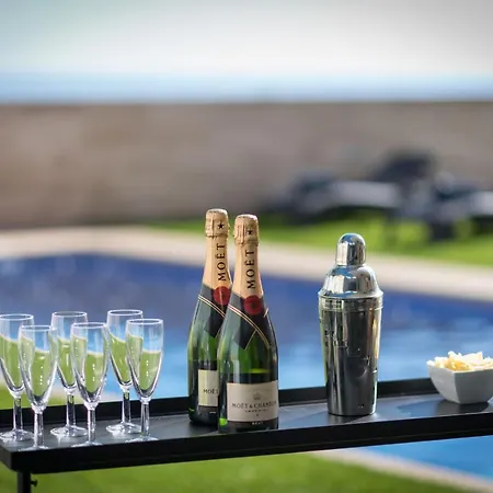 With Sea Views, Pool, Spa, Gym, Cinema & Proaudio - Homeforguest Villa Santa-Cruz de Ténérife